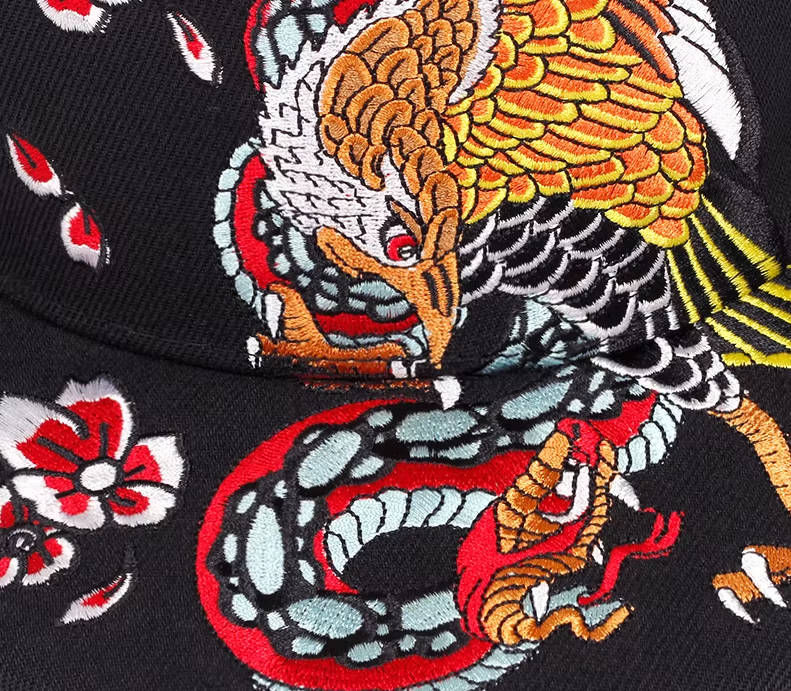 Casquettes brodées avec grue, carpe koi ou aigle (unisexe)