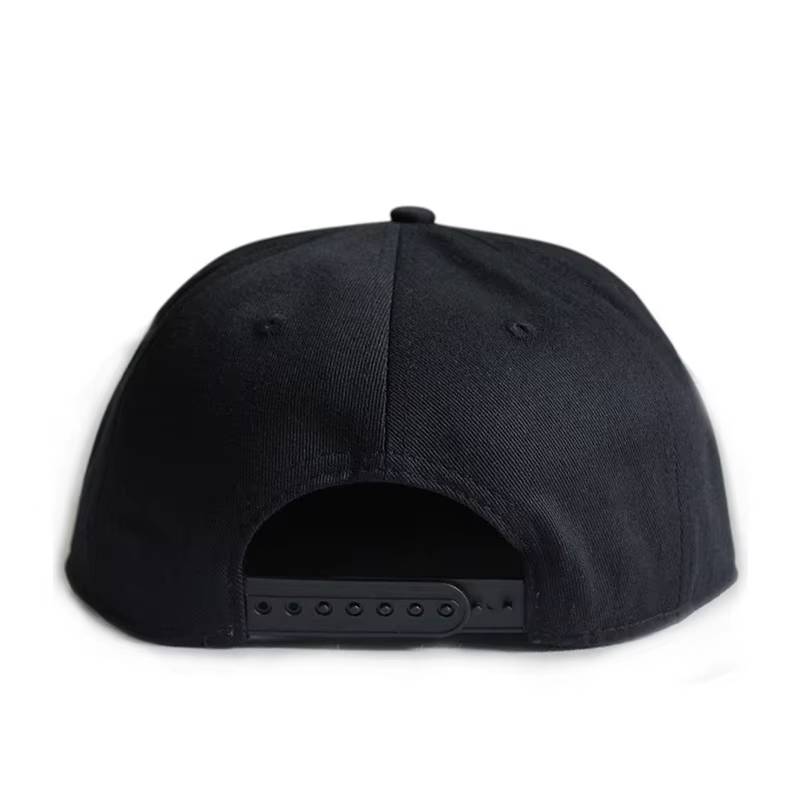 Casquettes brodées avec grue, carpe koi ou aigle (unisexe)