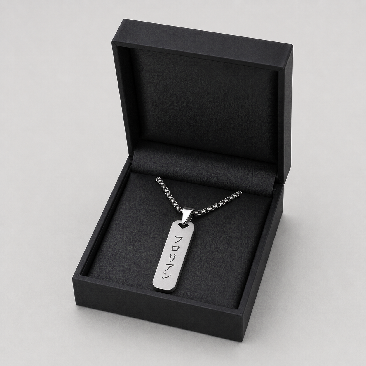 Collier Pendentif personnalisé gravure en japonais