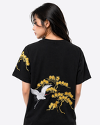 T-shirt unisex ricamato con gru e motivo floreale