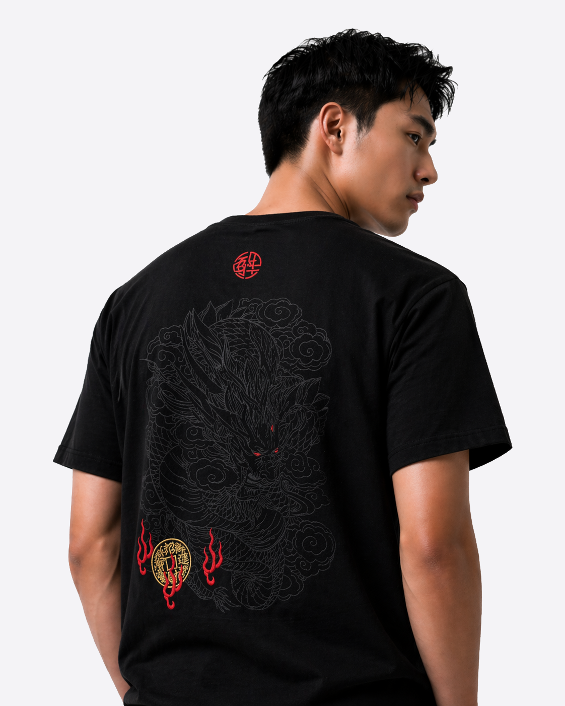 Tee-shirt dragon brodé (unisexe)