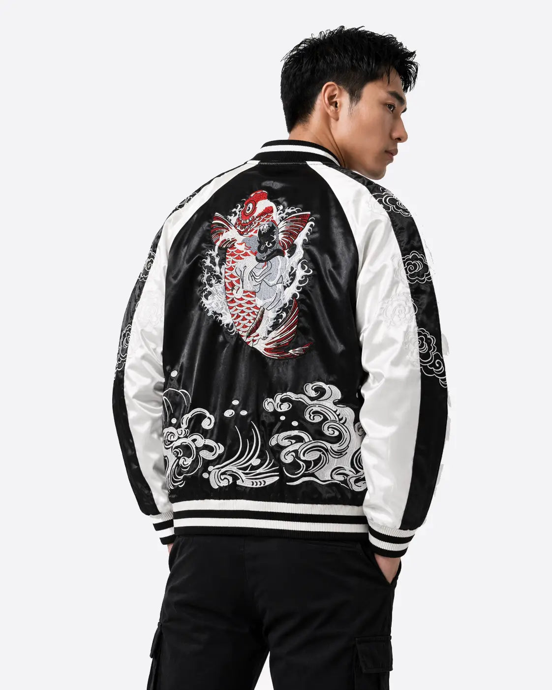 Veste Sukajan carpes koi, vagues et dragon brodés  (Réversible) (unisexe)