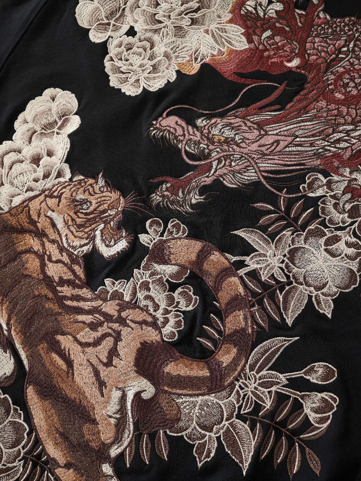 Sweat-shirt à capuche zippé tigre, dragons et fleurs brodés (unisexe)