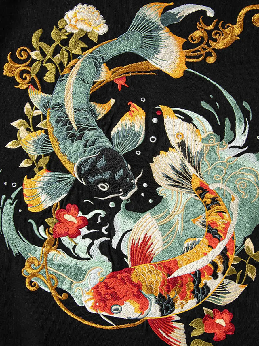 Tee-shirt carpes koi brodées (unisexe)