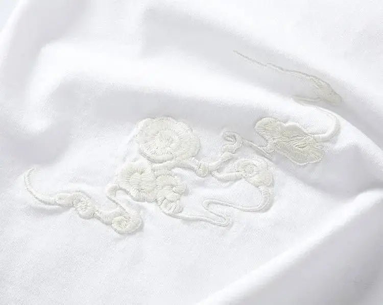 T-shirt kirin ricamato (unisex)