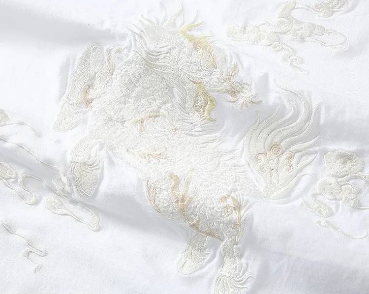 Tee-shirt ample kirin brodé (unisexe)