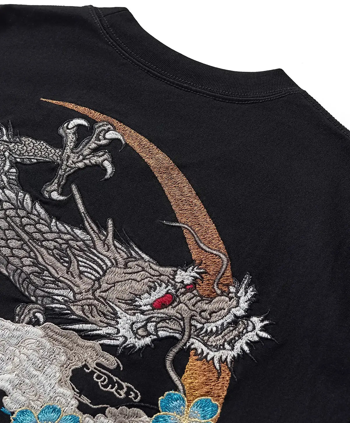 Tee-shirt dragon et fleurs brodès (unisexe)