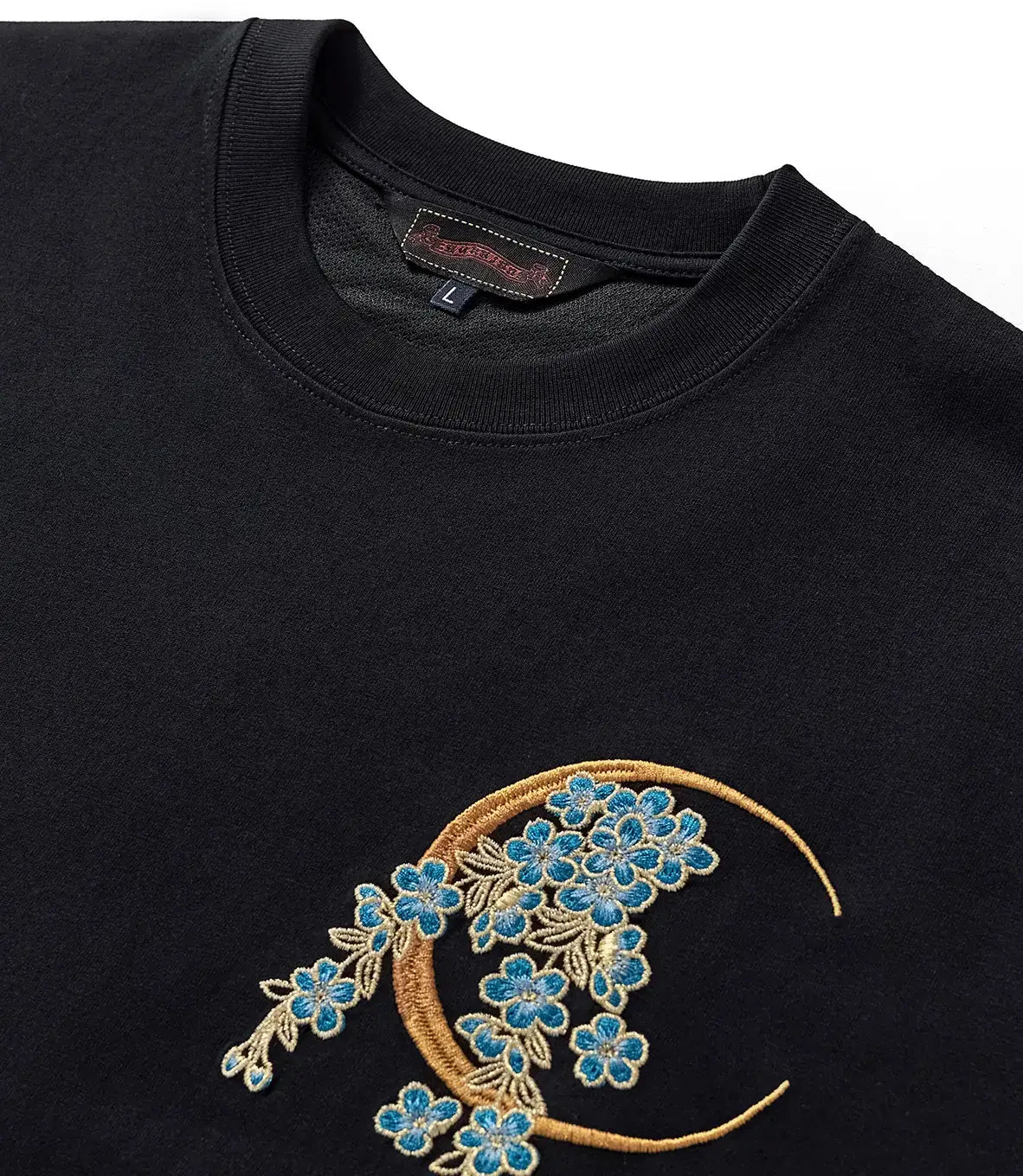 T-shirt drago e fiori ricamati (unisex)